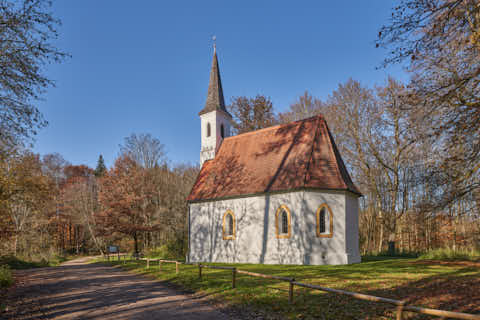 Gemeinde Erharting Landkreis Mühldorf Hampersberg Herbst (Dirschl Johann) Deutschland MÜ